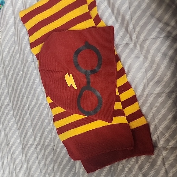 Other - Harry Potter Youth hat & scarf